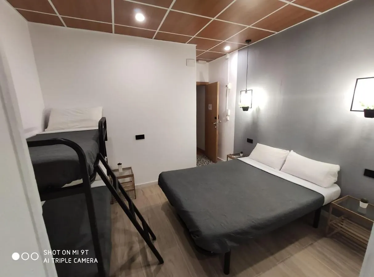 Barcelona Rooms 294