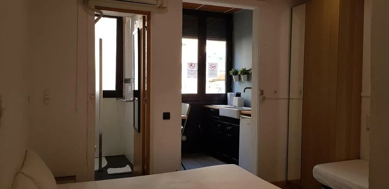 Barcelona Rooms 294 2*,  Spain
