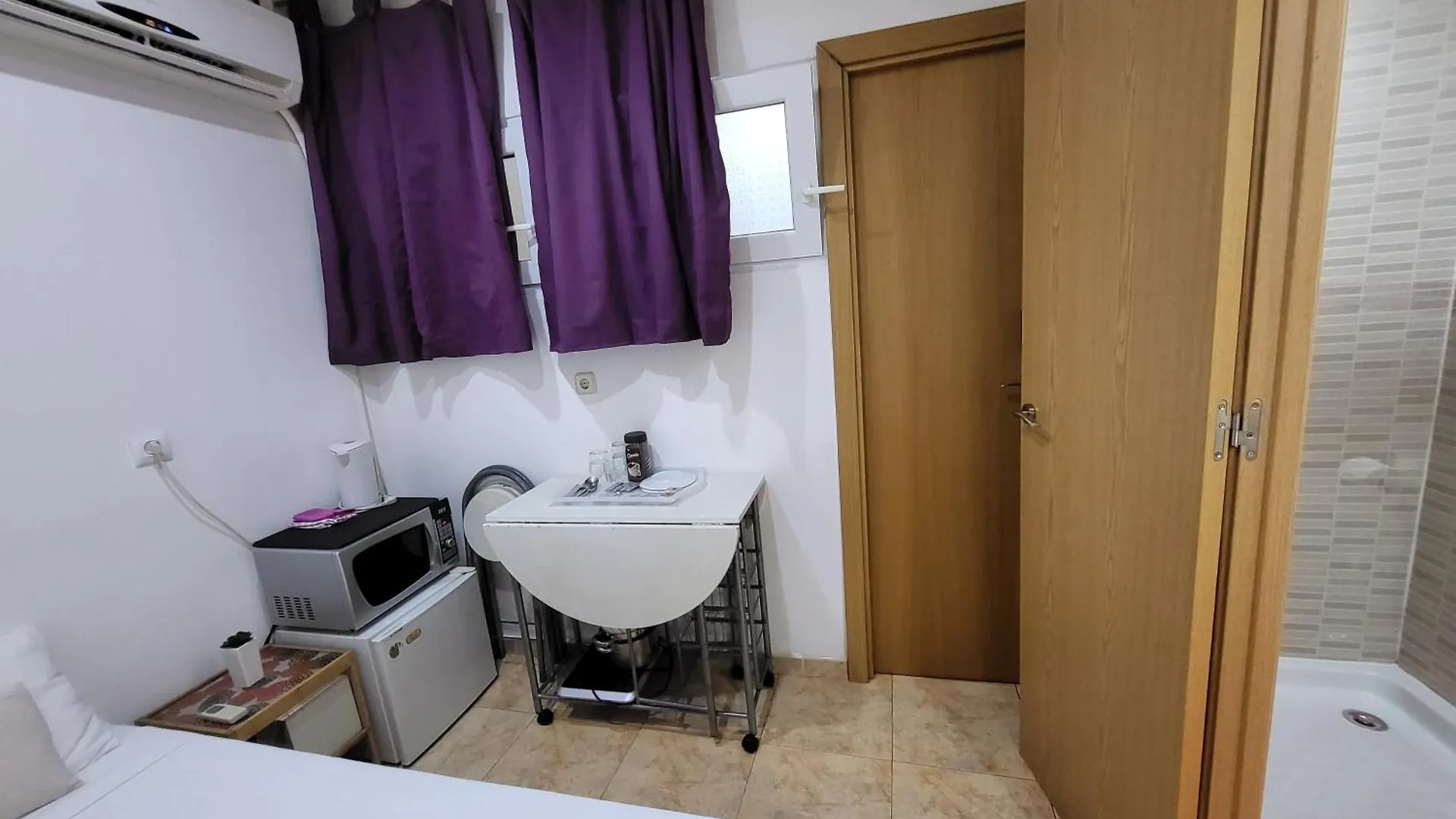 Barcelona Rooms 294